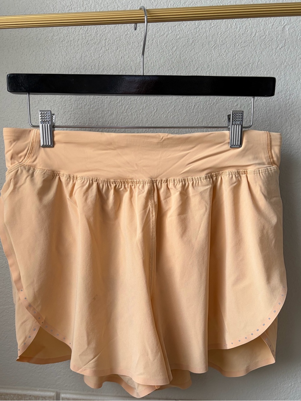 lululemon athletica Light Peach Training Shorts - Picture 2 of 2